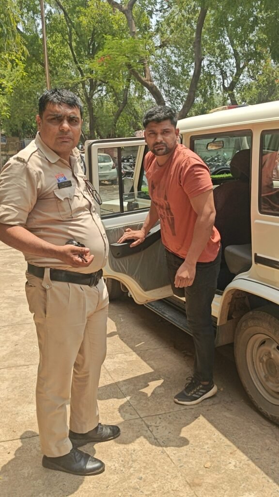 सपना बार में युवक से मारपीट और जातिसूचक गालियां देने का आरोप, एससी/एसटी एक्ट समेत कई धाराओं में मामला दर्ज 1002130687