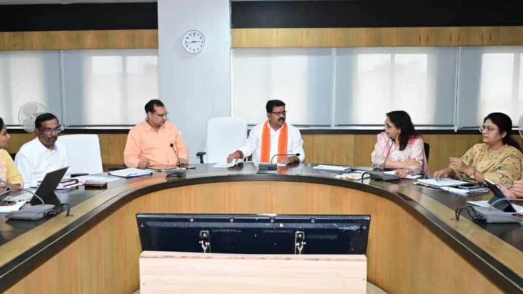 अब AI बताएगा सड़कों पर कहां हैं गड्ढे! छत्तीसगढ़ सरकार का बड़ा फैसला image