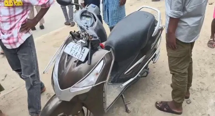 कोरबा में टैंकर ने तीन स्कूली बच्चों को कुचला, दो की मौत image