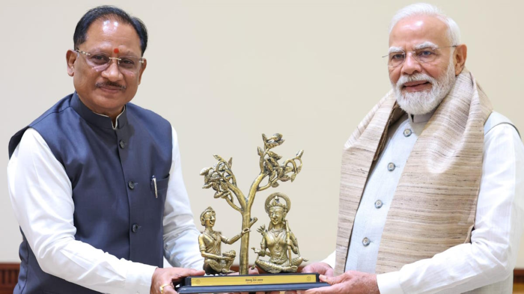 प्रधानमंत्री मोदी से मिले मुख्यमंत्री साय, छत्तीसगढ़ के विकास के साथ ‘बस्तर विजन’ पर की विस्तार से चर्चा, राज्य की इन तीन परियोजनाओं के लिए मांगा सहयोग image