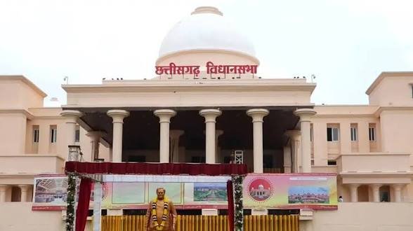 विधानसभा में डिप्टी सीएम विजय शर्मा ने कहा- नक्सलवाद पर सरकार का संकल्प अटल, बस्तर में शांति और विकास की लिखी जा रही है नई इबारत images (6)