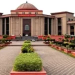 बाल संप्रेक्षण गृहों से किशोरों के भागने पर हाईकोर्ट सख्त, सुरक्षा गार्डों के लिए वित्तीय मदद पर केंद्रीय गृह मंत्रालय से मांगा जवाब oip (13)