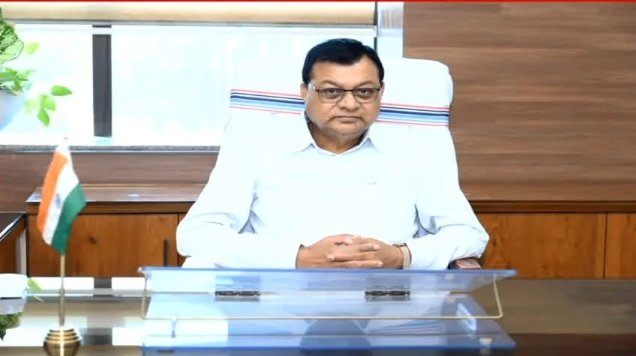 श्रमिकों को मिलेगा शासन की योजनाओं लाभ, कोई भी आवेदन न रहे लंबित, मंत्री लखन लाल देवांगन ने अधिकारियों को दिए निर्देश screenshot 20 8 2026 135256 www.ibc24.in