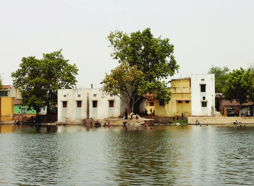 अमलीडीह तालाब पर कब्जा साबित, फिर भी नहीं हुई कार्रवाई,पढ़िए क्या है पूरी खबर shitla talaab in amlidih raipur chhattisgarh india