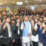 CM विष्णुदेव साय ने NEET क्वालिफाई बच्चों से किया संवाद, बोले – युवाओं की ताकत से बनेगा विकसित छत्तीसगढ़ cm