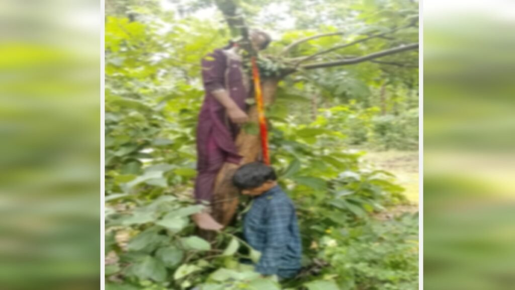 प्रेमी जोड़े ने की आत्महत्या: पेड़ पर एक ही दुपट्टे से लटकी मिली लाश, पुलिस कर रही मामले की जांच fasi 2