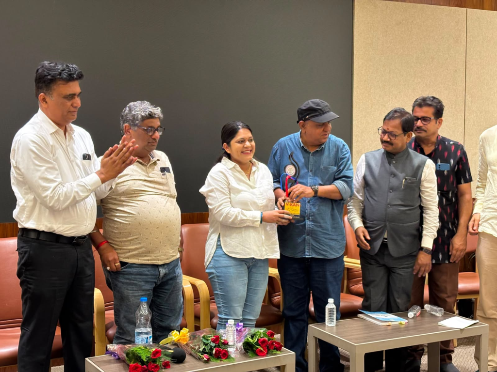 RTI से बनें जागरूक नागरिक, रायपुर में V-KAN Shine Foundation की विशेष कार्यशाला image