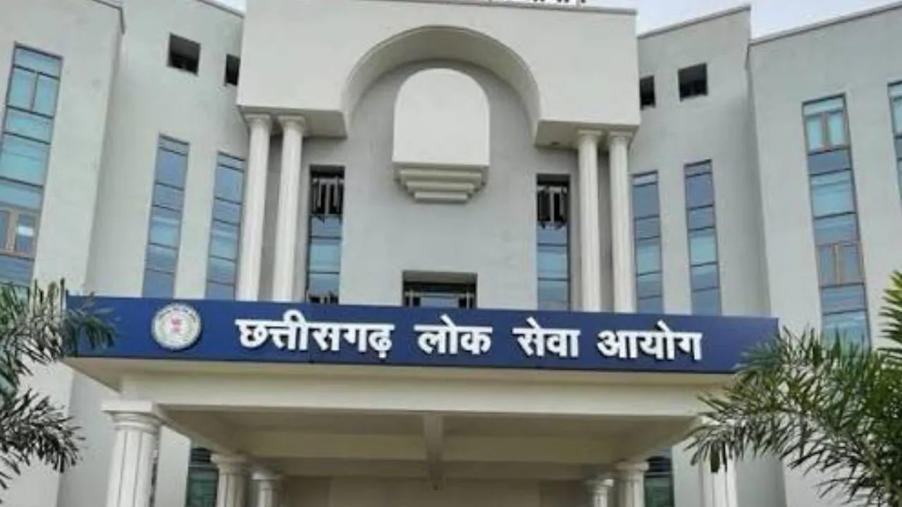 छत्तीसगढ़ SI भर्ती रिजल्ट में NEWS, SPACERANI जैसे नाम, आयोग ने कहा- सोशल मीडिया पर फैलाई जा रही भ्रामक जानकारी webp 12