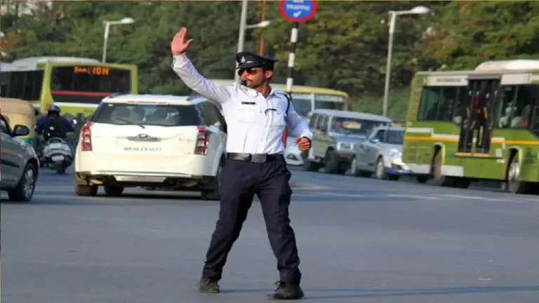 गणेश विसर्जन पर बदलेगा शहर का ट्रैफिक, 24-25 सितंबर को कई मार्गों पर प्रवेश प्रतिबंधित bilaspur traffic 1 768x432