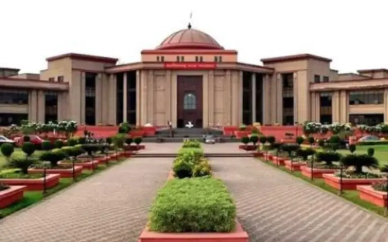 आरटीई से एडमिशन पर हाईकोर्ट ने राज्य सरकार से मांगा हर स्कूल में आरक्षित और खाली सीटों का हिसाब chhattisgarh budget 2026 27 2026 08 27t154504.796 768x479