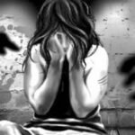 पूजा में बिजी था गांव, सूनसान जगह पर ले जाकर 2 नाबालिग से हैवानियत, चुप रहने के लिए दिए 50 रुपए rape symbolic image 768x432