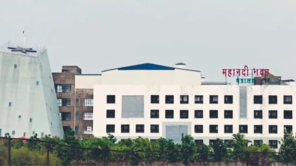 छत्तीसगढ़ के तीन नेताओं को राज्य मंत्री का दर्जा, संजय अग्रवाल योग आयोग के अध्यक्ष बने untitled design 2026 05 27t084654.828 11zon (1)