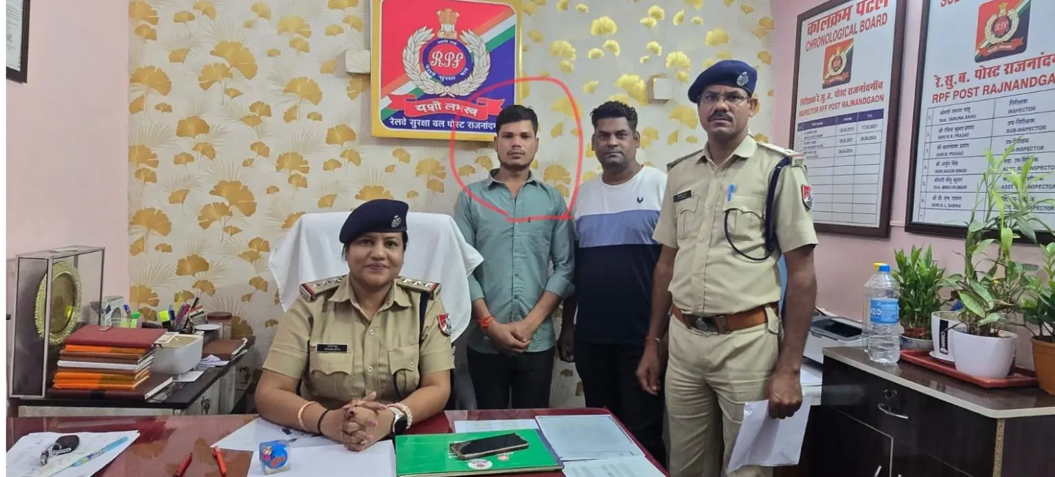 रेलवे ट्रैक में बैठकर बनाते थे Reel, वायरल होने के दिल्ली तक मची गूंज… फिर इंस्पेक्टर ने ली Social Media की मदद rppff 1536x695 (1)